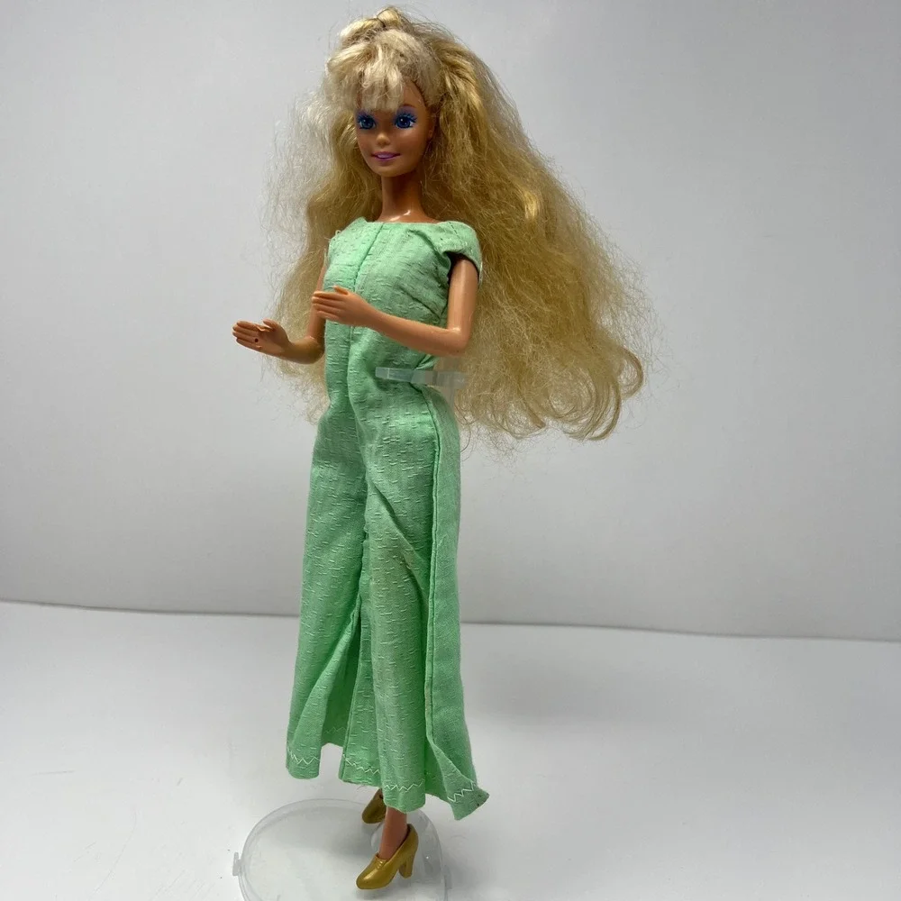 Mattel Barbie Doll 11.5‎ Inch Blonde Green Jumpsuit Gold Shoes 1966 Body 1980s